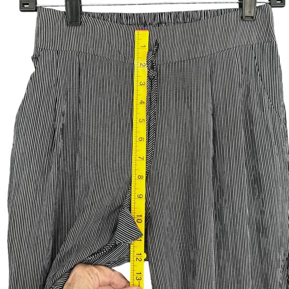DRESS FORUM Blue White Pinstripe Elastic Waist & Cuffs Casual Womens Pants Small - Picture 8 of 9